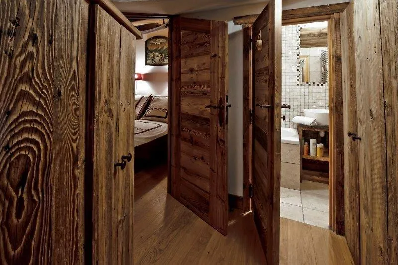 Chalet Nimisa Apartment Meribel 0*,  France